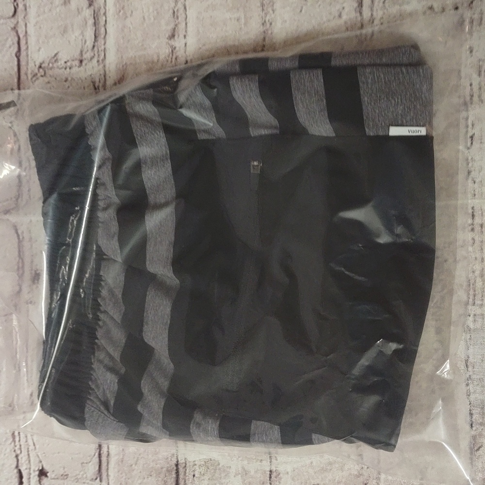 Vuori Mens Train Runner Performance Shorts Liner Striped Large - Picture 8 of 13